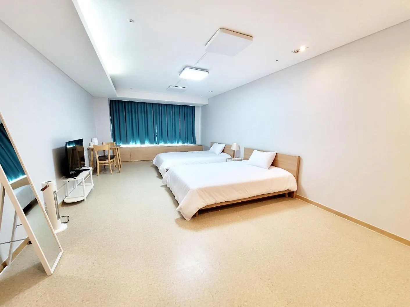 Incheon Airport Line Guesthouse 게스트하우스